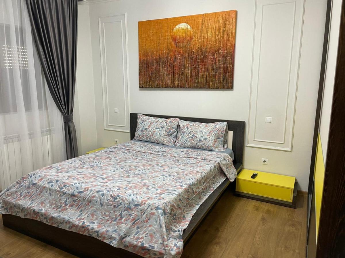 Appartement Stone Park à Focşani Extérieur photo